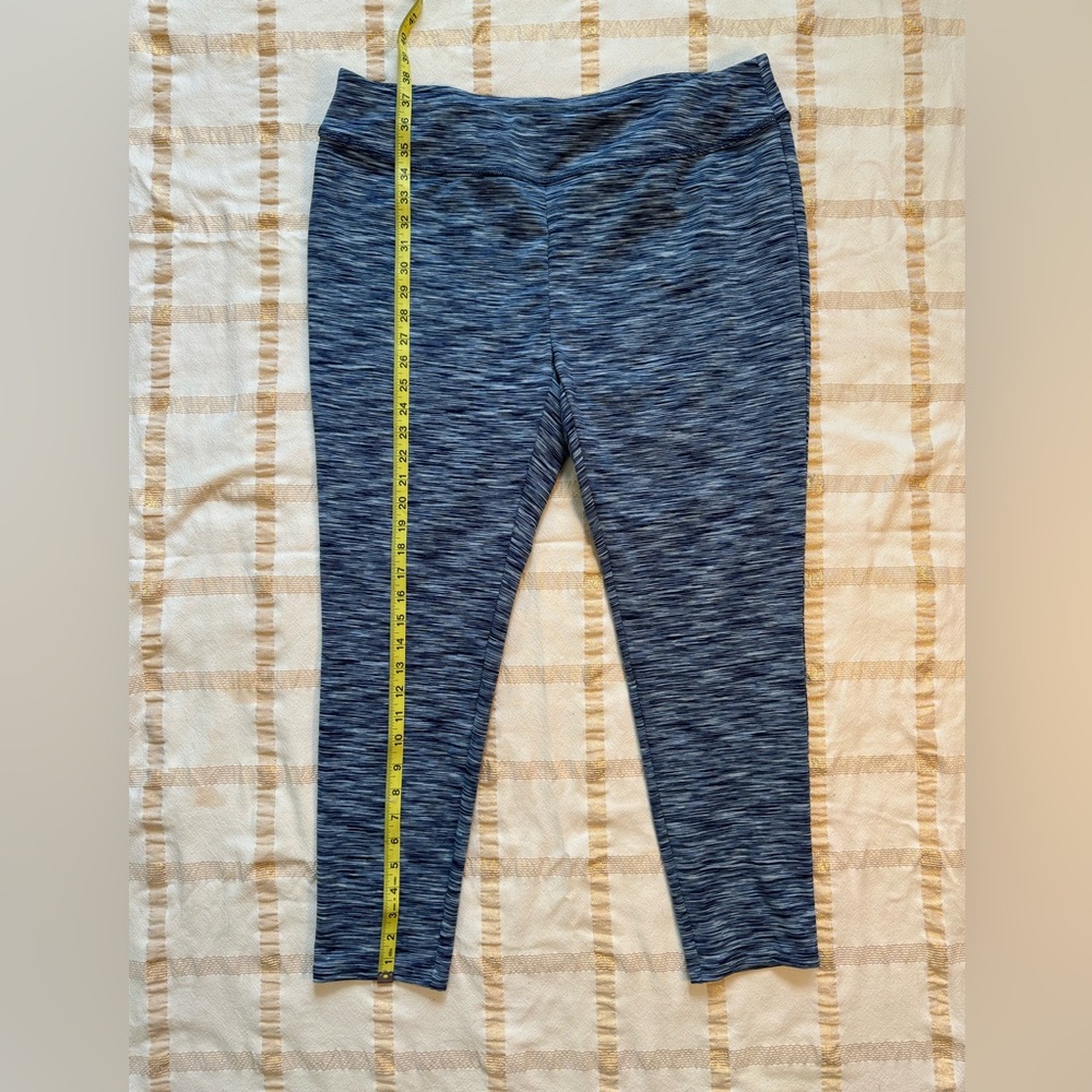 Zenergy by Chico’s Cropped Workout Pants